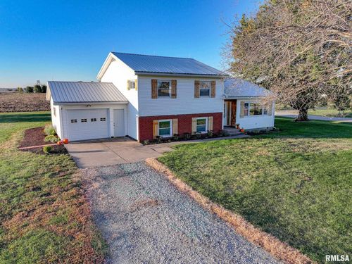 1881 40th Ave, Aledo, IL, 61231-8607 | Card Image