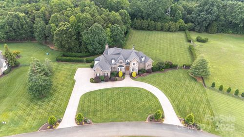 1270 Teeter Farms Dr, Mooresville, NC, 28115-7338 | Card Image