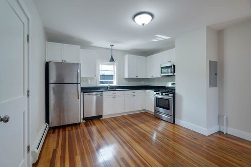 apt-2-321 Jefferson Ave, Salem, MA, 01970-4499 | Card Image