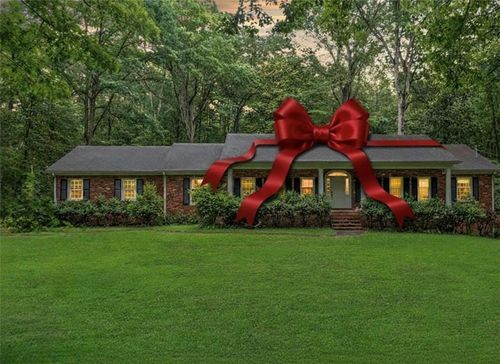 286 Hilton Way, Canton, GA, 30114-6011 | Card Image