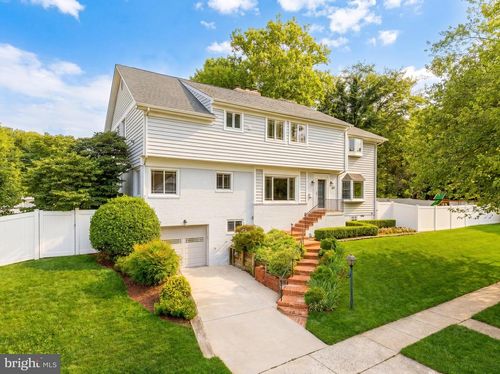 4717 Edgefield Rd, BETHESDA, MD, 20814-4015 | Card Image