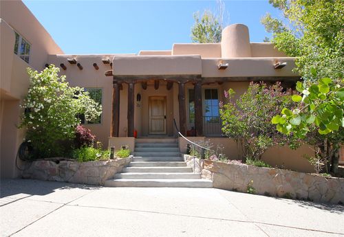 2045 Torreon, Los Alamos, NM, 87544-3762 | Card Image
