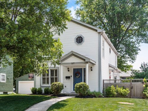 27 E South St, Worthington, OH, 43085-4127 | Card Image