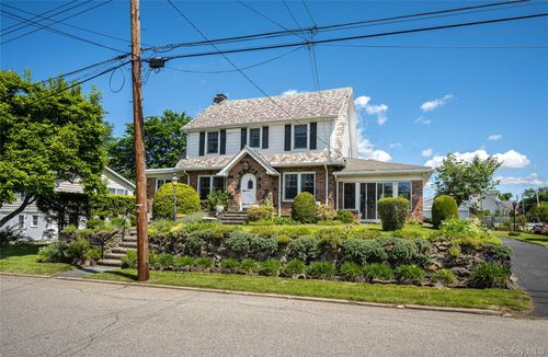 730 Hoover Ave, Peekskill, NY, 10566-5508 | Card Image