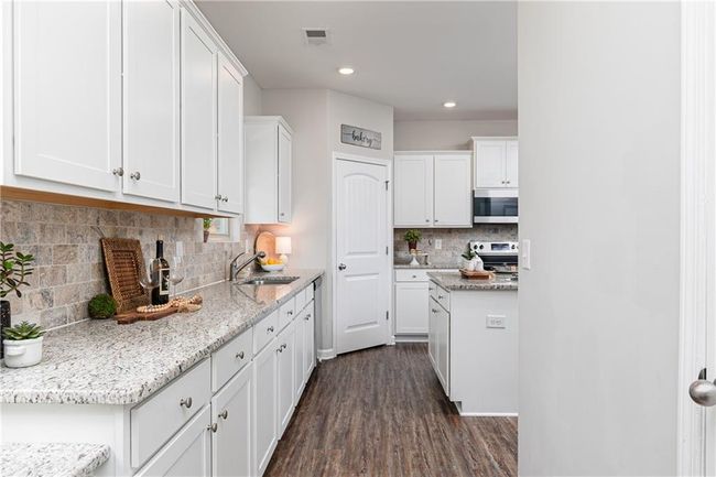 738 Stable View Loop, House other with 4 bedrooms, 3 bathrooms and null parking in Dallas GA | Image 8