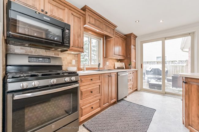 139 Miller Cres, House other with 3 bedrooms, 2 bathrooms and 3 parking in Palmerston ON | Image 14