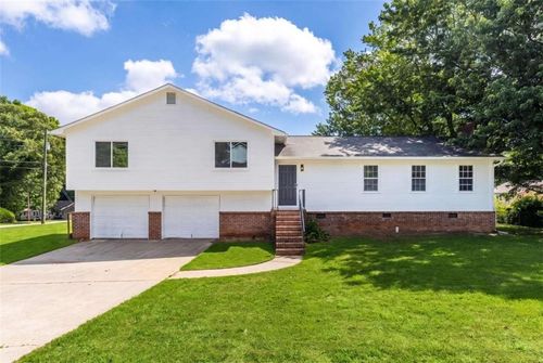 2250 Ridge Forest Dr, Grayson, GA, 30017-1716 | Card Image