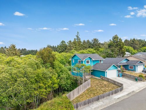 6217 Alice St, Eureka, CA, 95503-7211 | Card Image