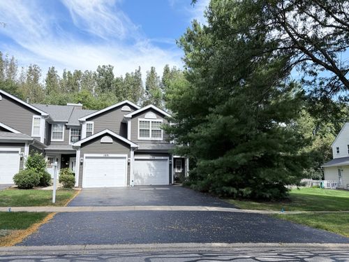 1691 Haines Dr, Batavia, IL, 60510-9254 | Card Image