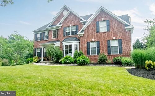 4 Marshall Ct, GLEN MILLS, PA, 19342-2272 | Card Image