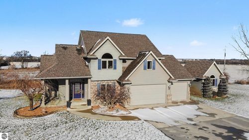 4349 E Wing Rd, Mount Pleasant, MI, 48858-9111 | Card Image