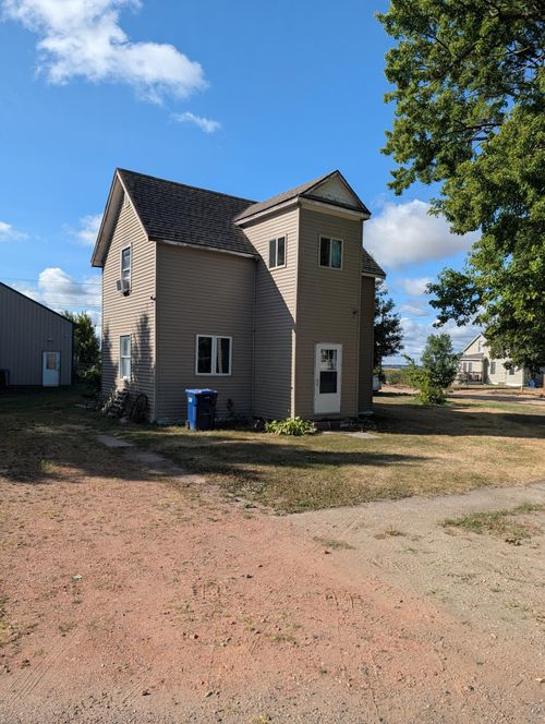 780 Elm Street, Kindred, ND, 58051 | Card Image