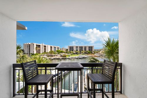 303-2687 N Ocean Blvd, Boca Raton, FL, 33431-7188 | Card Image