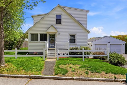 24 Dell Ave, Worcester, MA, 01604-3010 | Card Image