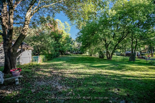 111 Penetang St, House other with 2 bedrooms, 2 bathrooms and 4 parking in Barrie ON | Image 18