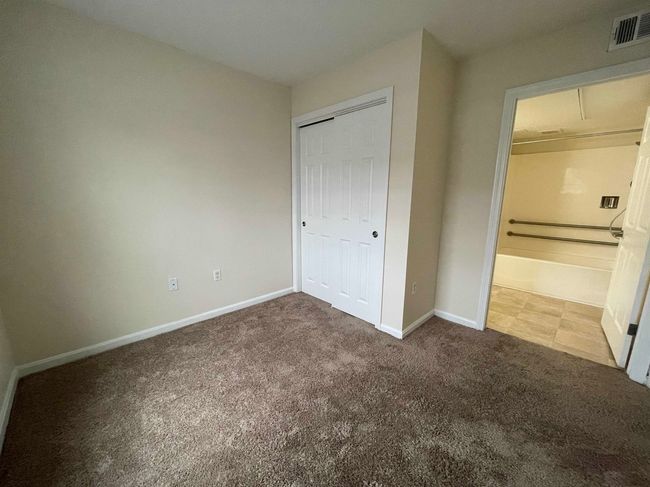 APT-105 - 10 Sentinel Ct, Condo with 2 bedrooms, 2 bathrooms and null parking in Manchester NH | Image 35