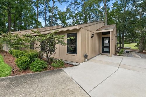 50-50 N Court Villa Dr, Mandeville, LA, 70471-1711 | Card Image