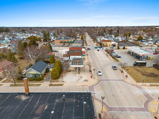 2023 Washington St, Home with 0 bedrooms, 0 bathrooms and null parking in Two Rivers WI | Image 12