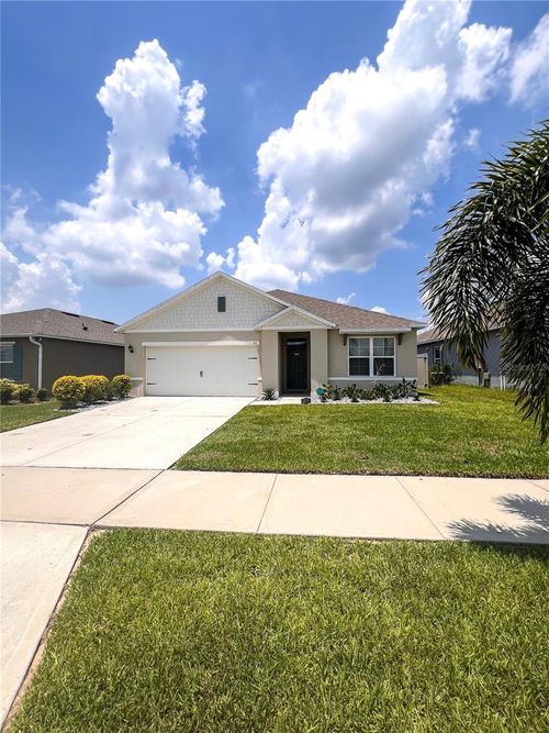 511 Noble Ave, Davenport, FL, 33837-8818 | Card Image