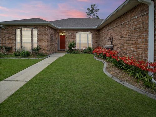 407 E Redbud Dr, Slidell, LA, 70458-5477 | Card Image