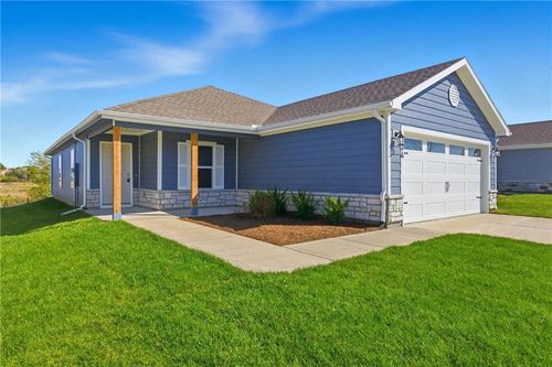 20360 W 195th St, Spring Hill, KS, 66083-2218 | Card Image
