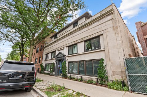 3w-909 W Diversey Pkwy, Chicago, IL, 60614-1446 | Card Image