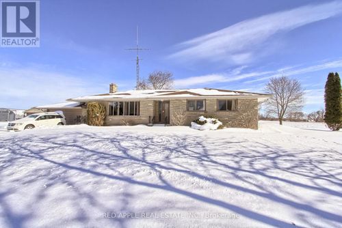 24187 Warden Ave, Keswick, ON, L4P0N6 | Card Image