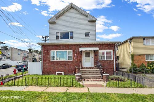 733 Schuyler Ave, Lyndhurst, NJ, 07071-2912 | Card Image