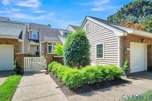 130 The Grn, Williamsburg, VA, 23185-8252 | Card Image