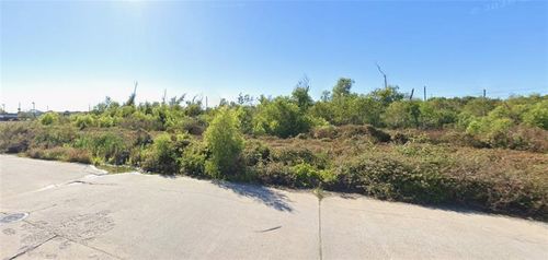 4332 Carrere Court, New Orleans, LA, 70129 | Card Image