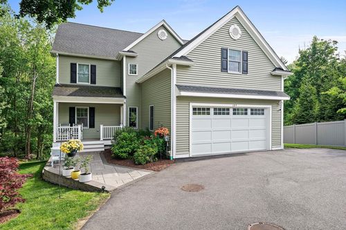 189 Bailey St, Canton, MA, 02021-3931 | Card Image