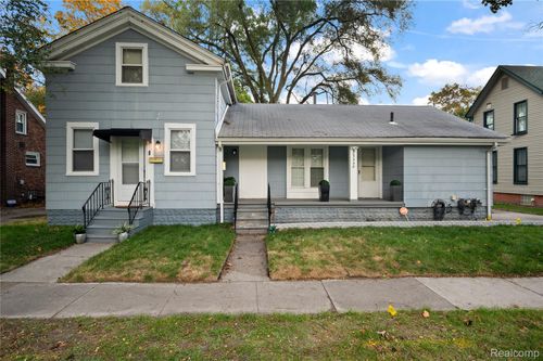 35350 Brush St, Wayne, MI, 48184-1602 | Card Image