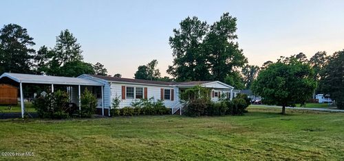 209 Queens Rd, Hubert, NC, 28539-3880 | Card Image