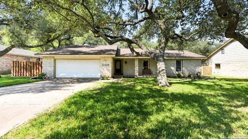 11516 Shakespearean Way, Austin, TX, 78759-4469 | Card Image