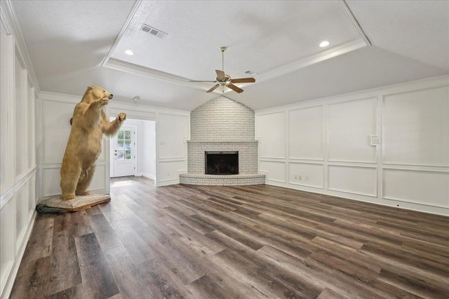 1480 Wellington Oaks St, House other with 3 bedrooms, 4 bathrooms and null parking in Beaumont TX | Image 6