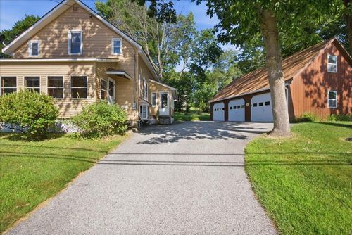 84 Old Greene Rd, Lewiston, ME, 04240-3621 | Card Image