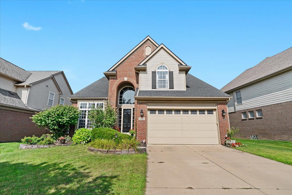 Lincoln Dr, Northville, MI 48168