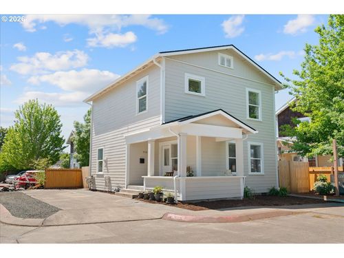 550 Sw B Ave, Corvallis, OR, 97333-4456 | Card Image