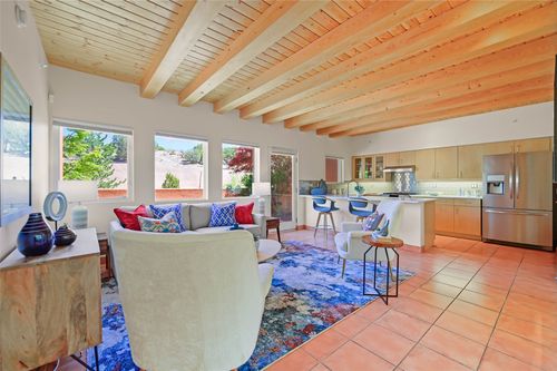 605-605 Avenida Colima, Santa Fe, NM, 87506-3441 | Card Image