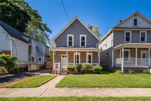 292 Niagara St, North Tonawanda, NY, 14120-7305 | Card Image