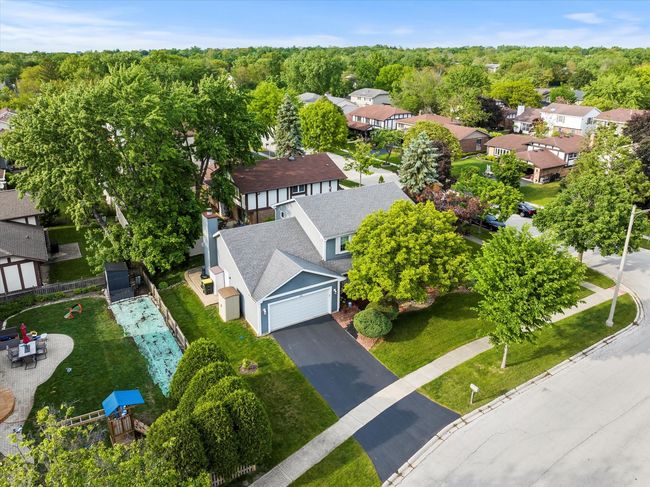 620 W 58 Th St, House other with 3 bedrooms, 3 bathrooms and 2 parking in Westmont IL | Image 25