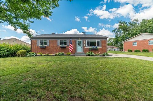 133 Hartman Ave, Tipp City, OH, 45371-1304 | Card Image