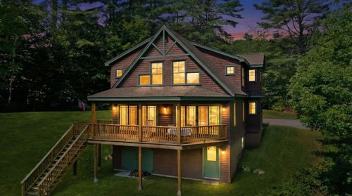 760 Pleasant St, New London, NH, 03257-5578 | Card Image