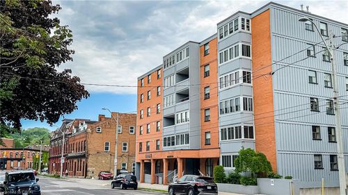 405-23 Main Street, Dundas, ON, L9H2P7 | Card Image