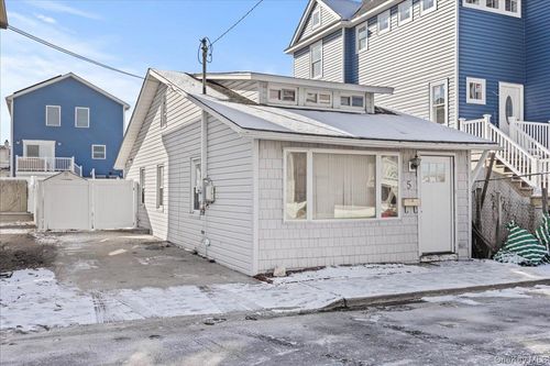 5 James St N, East Rockaway, NY, 11518 | Card Image