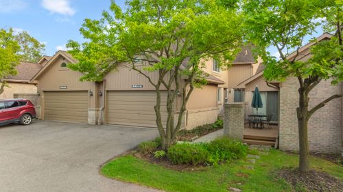 29513 Sierra Pointe Cir, Farmington Hills, MI, 48331-1424 | Card Image