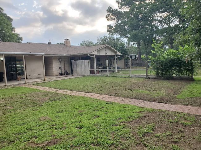 501 Cortes St, House other with 5 bedrooms, 3 bathrooms and null parking in Krugerville TX | Image 32