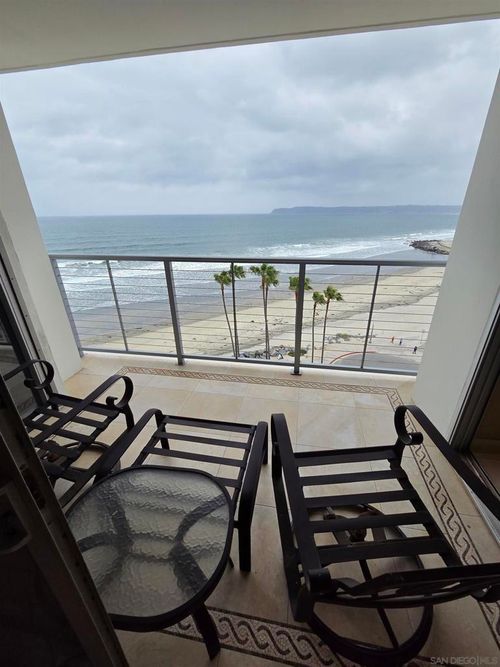 802803-1720 Avenida Del Mundo, Coronado, CA, 92118 | Card Image