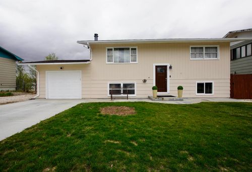 540 Forest Dr, Casper, WY, 82609-2225 | Card Image