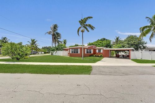 1302 S 23rd Avenue, Hollywood, FL, 33020 | Card Image